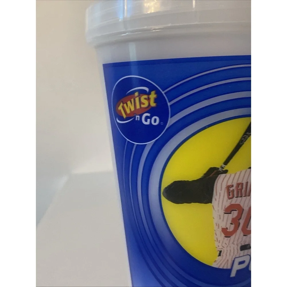 Vtg. Ken Griffey Jr PEPSI Chic Twist 'n Go Bottle Cup 32 Oz. Cincinnati Reds